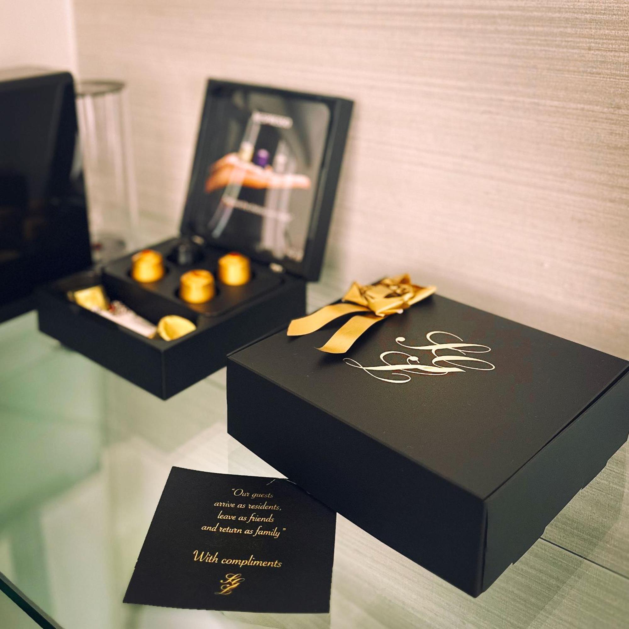 St George Lycabettus Lifestyle Hotel Athens Exterior photo A box of chocolates